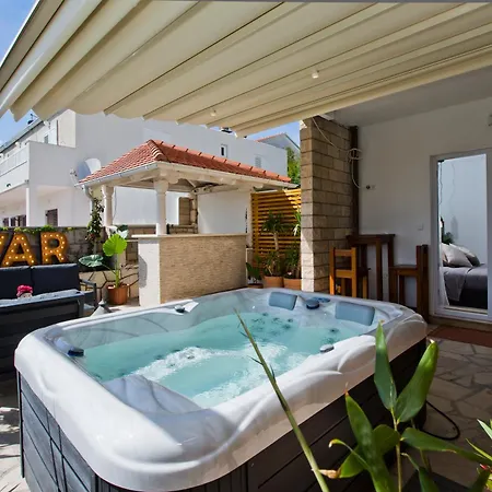 Casa Benita 4* Χβαρ
