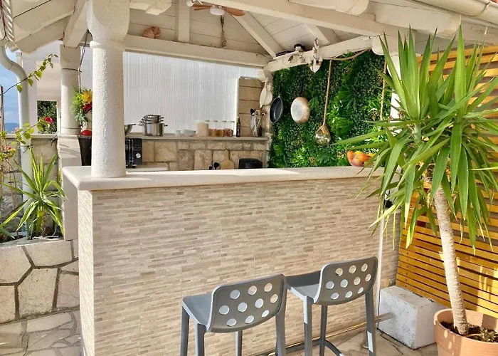 ベッド・アンド・ブレックファスト Casa Benita フヴァル