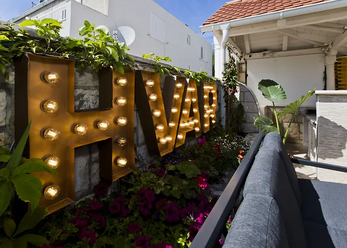 Casa Benita フヴァル