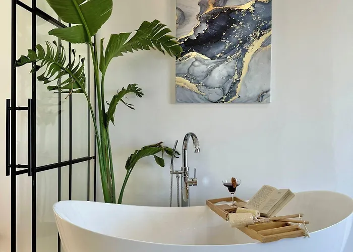 Casa Benita フヴァル